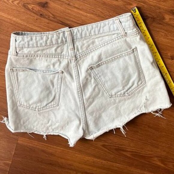 Wild Fable Super High-Rise Cutoff Shorts Size 2 | Gently Loved | MSRP $22 - Picture 3 of 6
